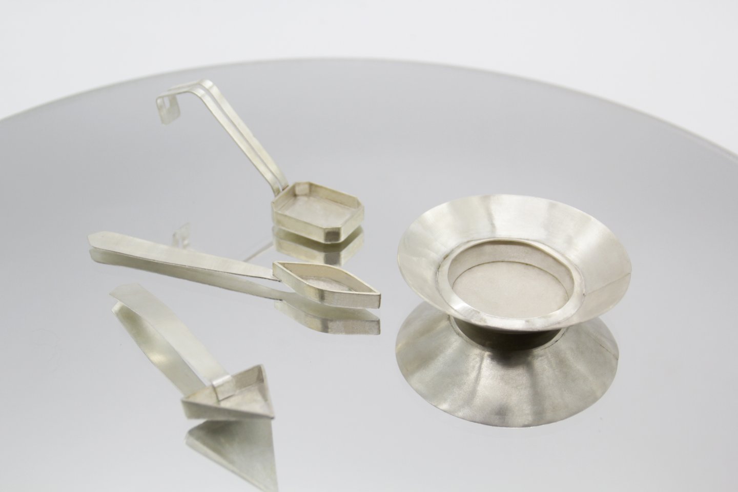 Eat Me Sauce Dish,Spoons