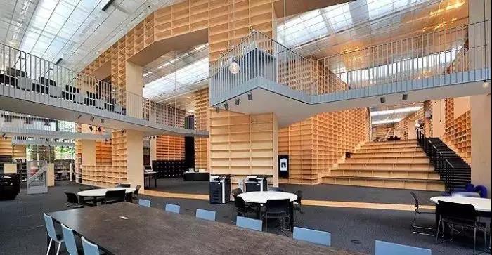 武藏野美術(shù)大學(xué)圖書館