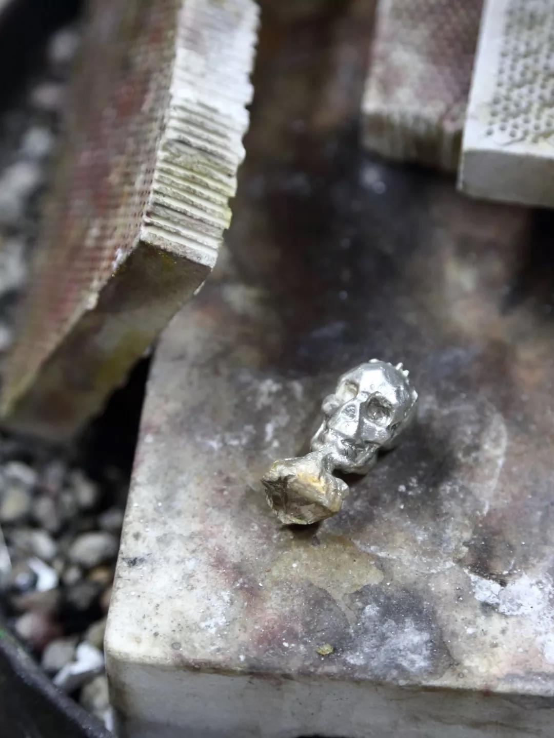 學員們都發揮了巧思,制作出專屬于自己的首飾物件