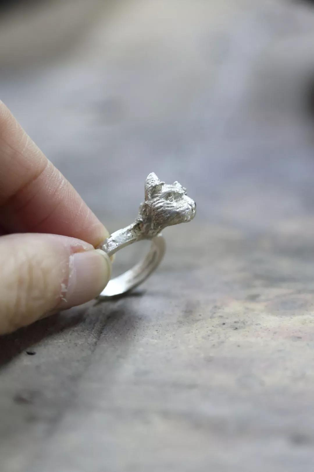 學員們都發揮了巧思,制作出專屬于自己的首飾物件