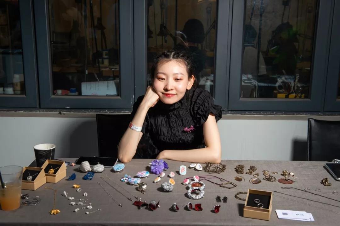 藝術(shù)市集+主題Party