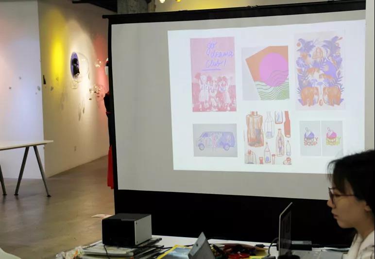 DanDan首先和大家講解了拼貼和孔版印刷各自的發展史