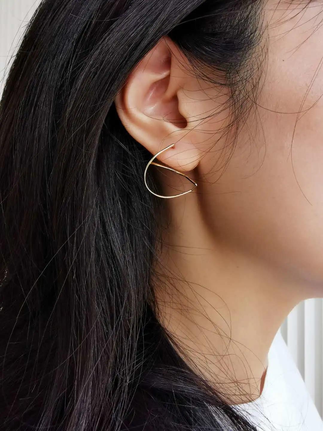 The Vanishing Cube  佩戴示意圖