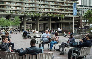 靈感 | 它是倫敦最丑的建筑，卻實現了我們對城市最美的幻想