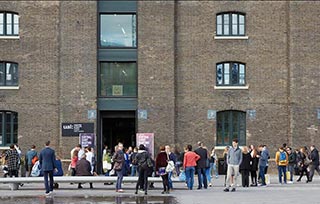 還沒拿到offer？趕緊！倫藝這些專業還沒截止