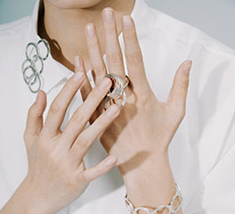 倪晨 珠寶與金屬（MA） - 英國皇家藝術(shù)學院