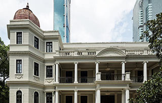 AIVA實習｜PRADA上海榮宅藝術展助理